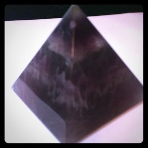 FLUORITE PYRAMID CRYSTAL
